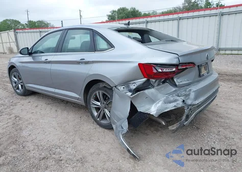 2024 Volkswagen Jetta 1.5T Se from USA, damaged, VIN 3VW7M7BU9RM012652